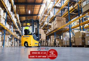 Xe tự hành trong nhà kho tự động